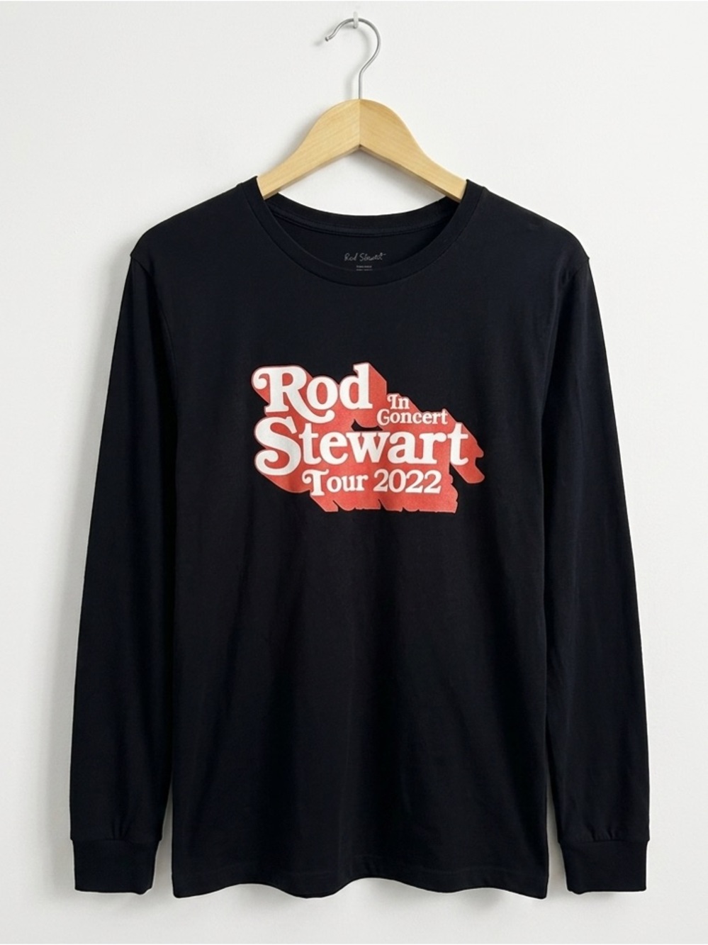 Women’s Black Rod Stewart Tour 2022 Long-Sleeve Graphic Collectible Tee NWOT